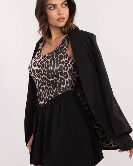 Robe noire florale élégante