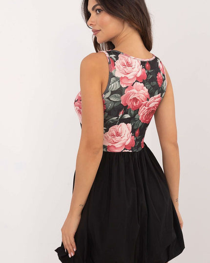 Robe noire florale élégante