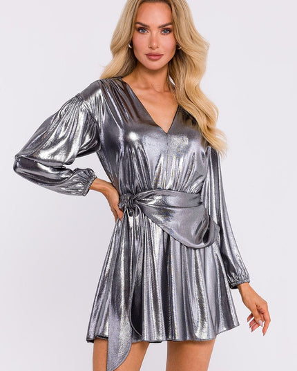 Robe métallique plissée élégante