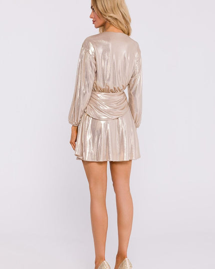 Robe métallique plissée élégante