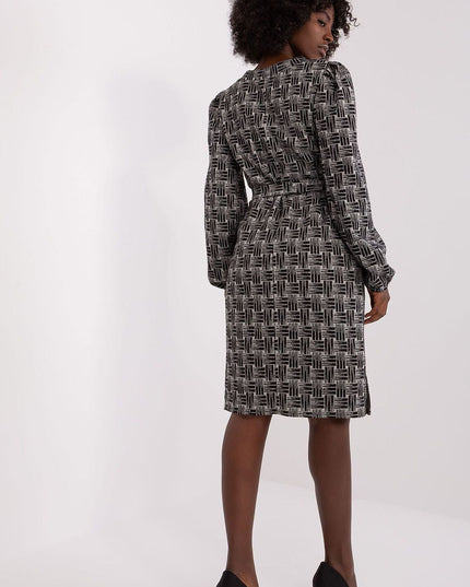 Robe droite à manches buffet