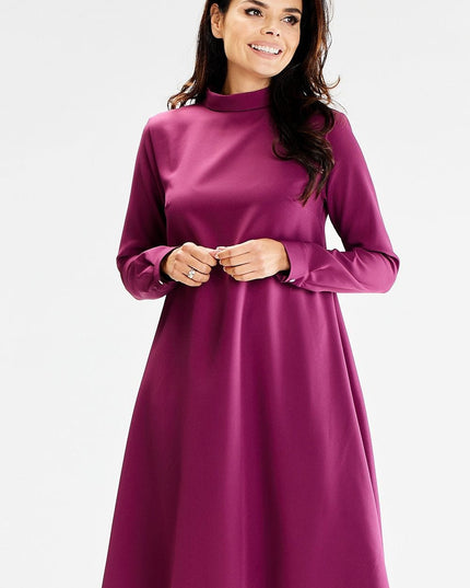 Robe trapèze avec col montant