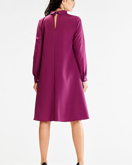 Robe trapèze avec col montant