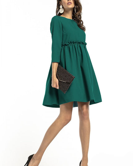 Robe verte plissée élégante