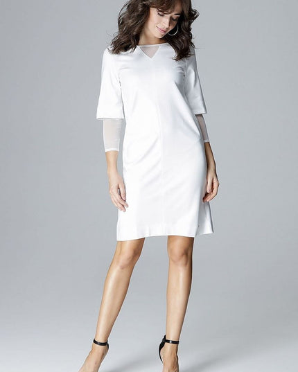 Robe droite blanche élégante