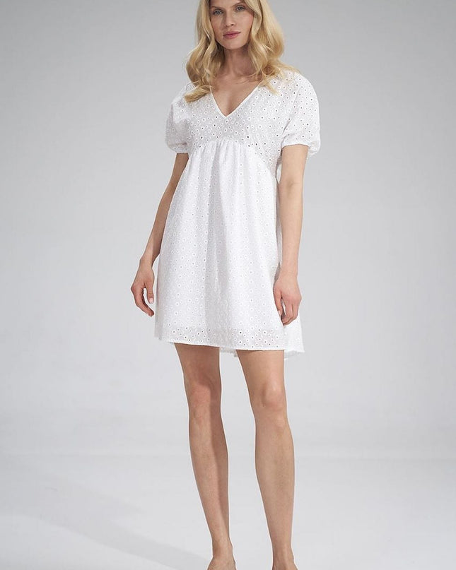 Robe brodée manches courtes