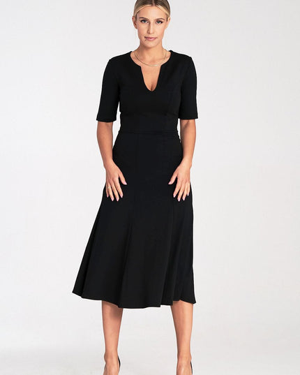 Robe élégante verte mi-longue