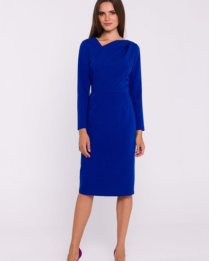 Robe crayon asymétrique élégante