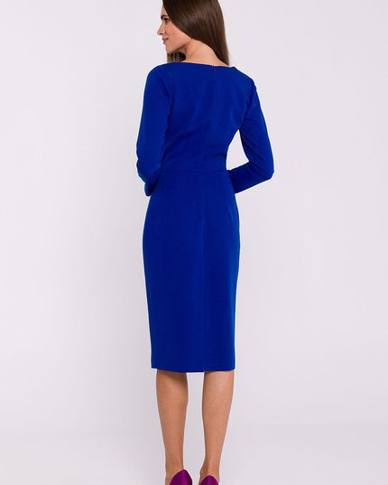 Robe crayon asymétrique élégante