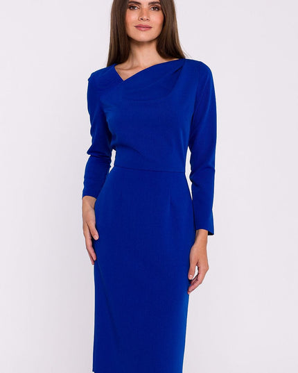 Robe crayon asymétrique élégante