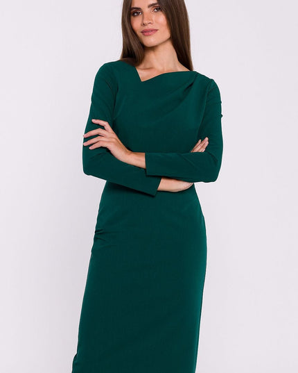 Robe crayon asymétrique élégante