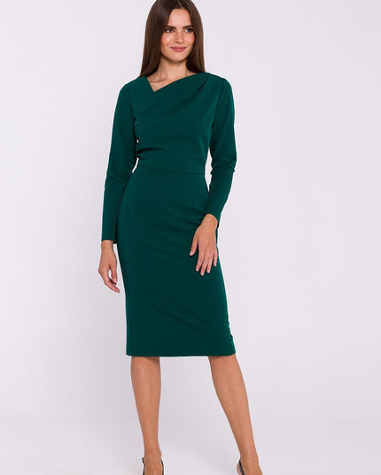 Robe crayon asymétrique élégante