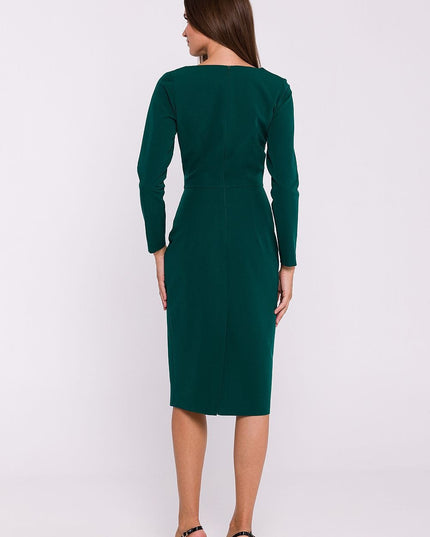 Robe crayon asymétrique élégante