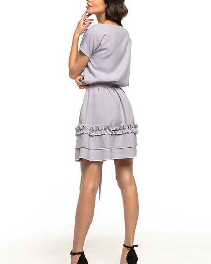 Robe élégante avec ceinture