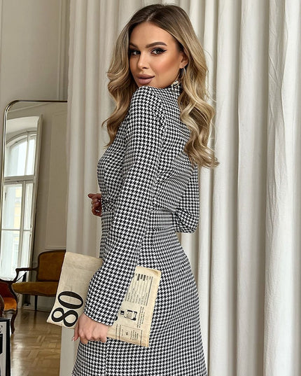 Robe courte à carreaux élégante
