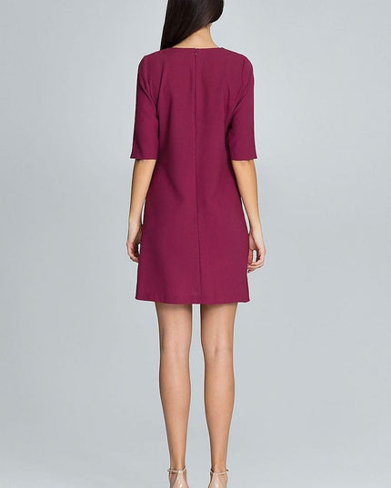 Robe noire élégante à volants