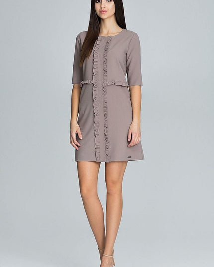 Robe noire élégante à volants