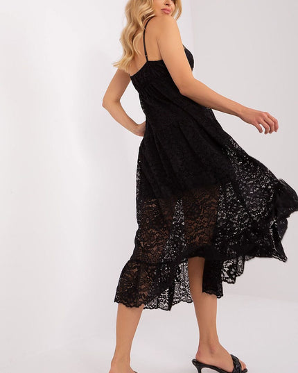 Robe longue en dentelle volantée