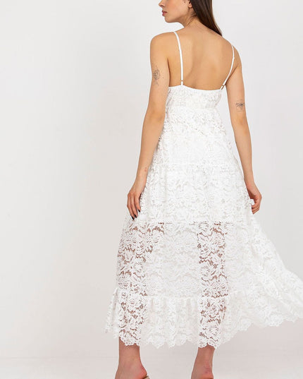 Robe longue en dentelle volantée