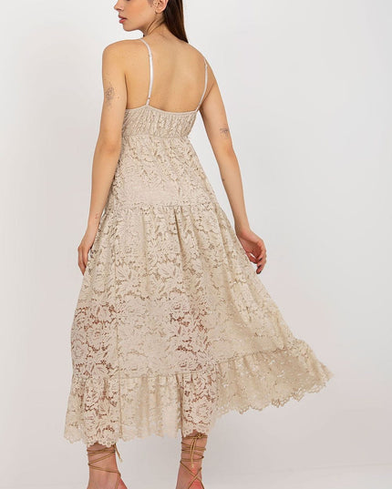 Robe longue en dentelle volantée