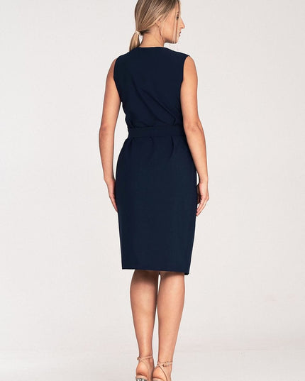 Robe midi sans manches ceinturée