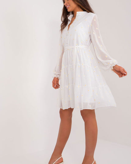 Robe chic à broderie florale
