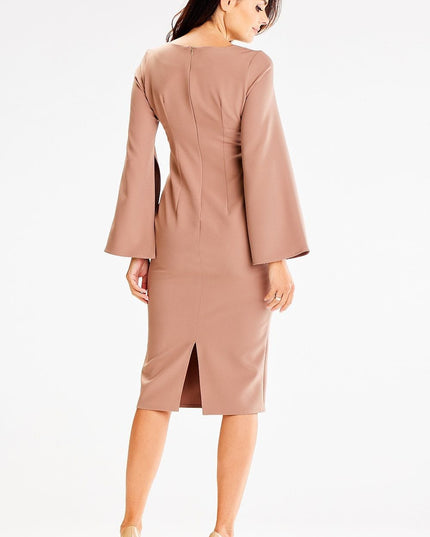 Robe midi encolure v manches fendues