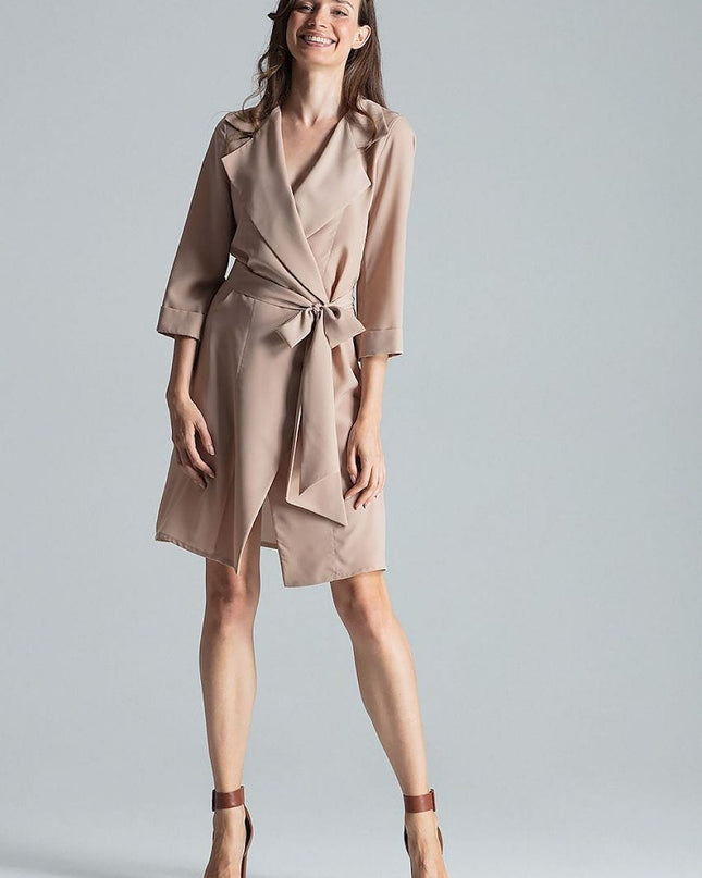 Robe chemise beige nouée