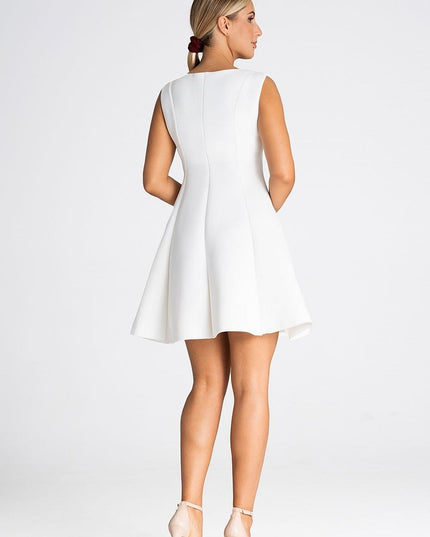 Robe blanche sans manches