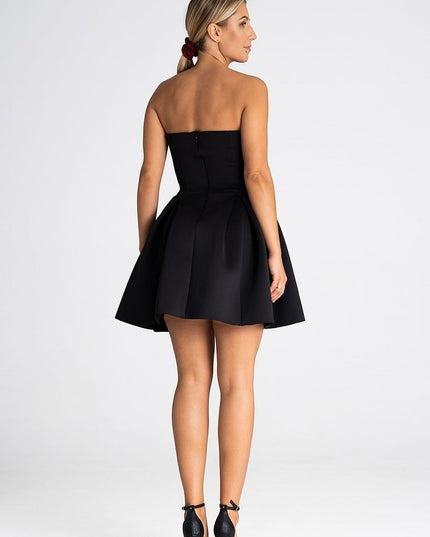 Robe épaules ouvertes évasée