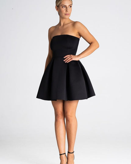 Robe épaules ouvertes évasée