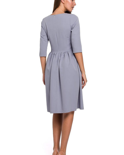 Robe midi évasée classique