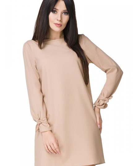 Mini-robe élégante manches longues