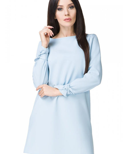 Mini-robe élégante manches longues