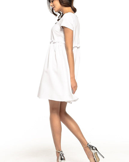 Robe ample avec volant délicat