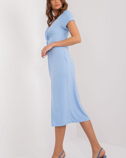 Robe droite col en V