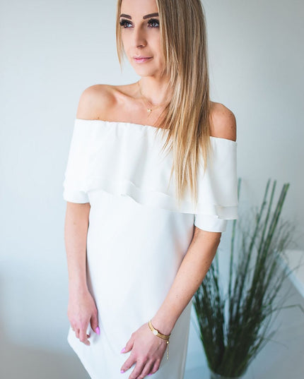 Robe cérémonie encolure espagnole
