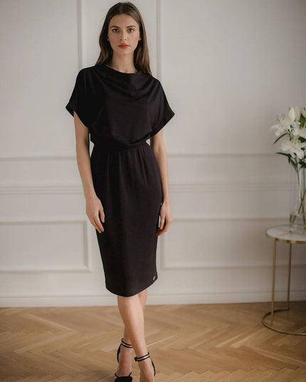 Robe midi rose manches courtes