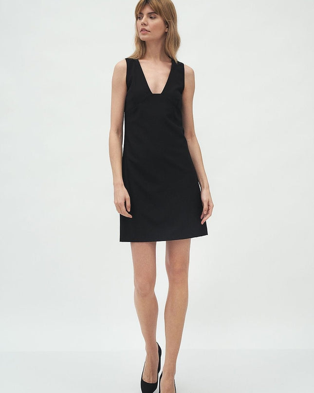 Robe noire décolleté soirée