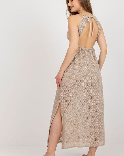 Robe longue blanche en dentelle