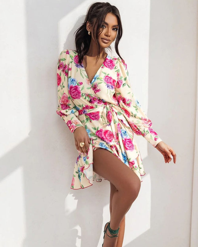 Robe courte fleurs fond jaune