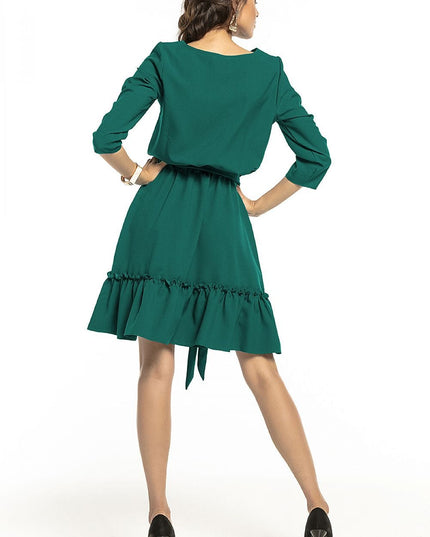 Robe élégante avec volant