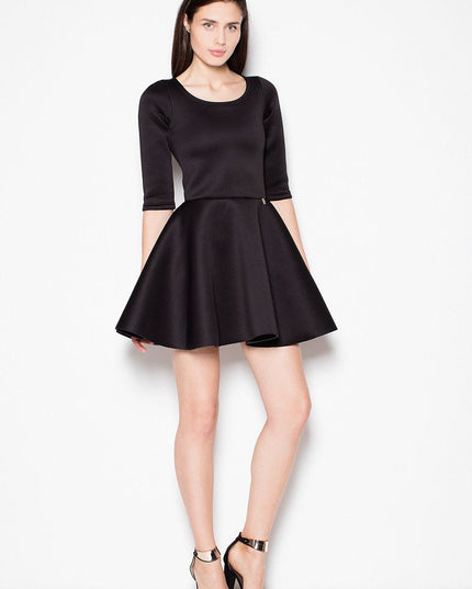 Robe évasée manches 3/4