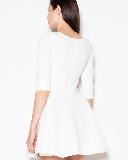 Robe évasée manches 3/4