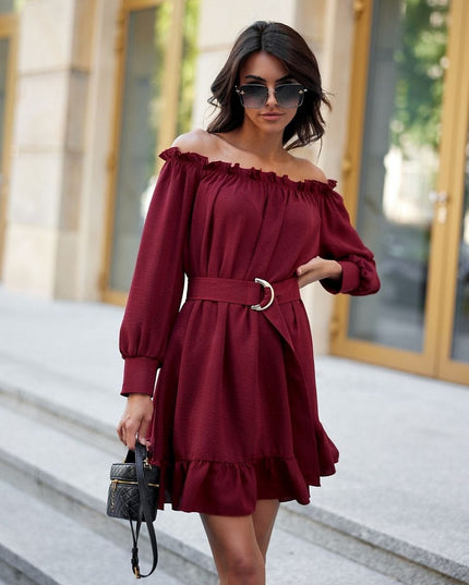 Robe trapèze à encolure espagnole