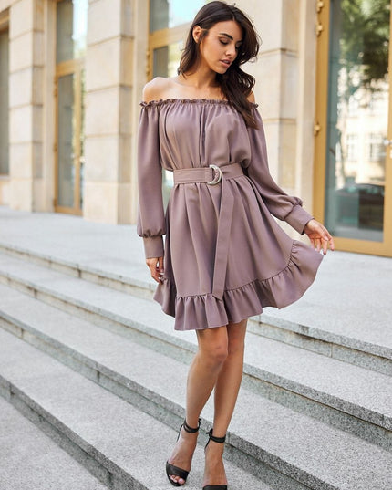 Robe trapèze à encolure espagnole