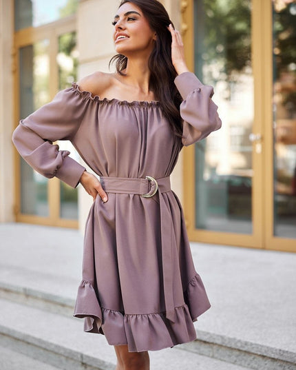 Robe trapèze à encolure espagnole