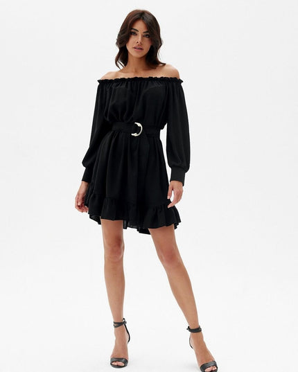 Robe trapèze à encolure espagnole