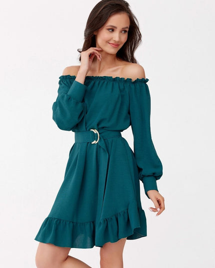 Robe trapèze à encolure espagnole