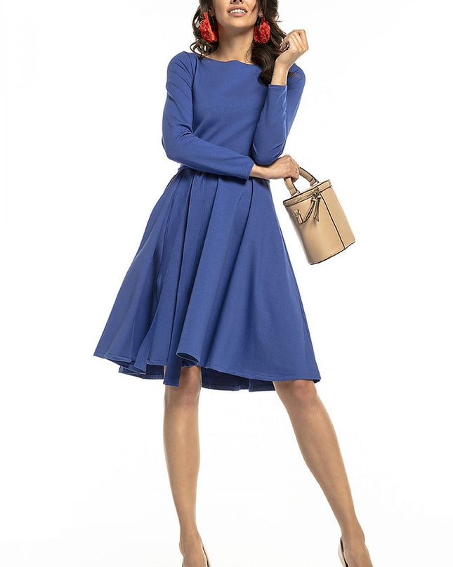 Robe élégante en tricot bleu